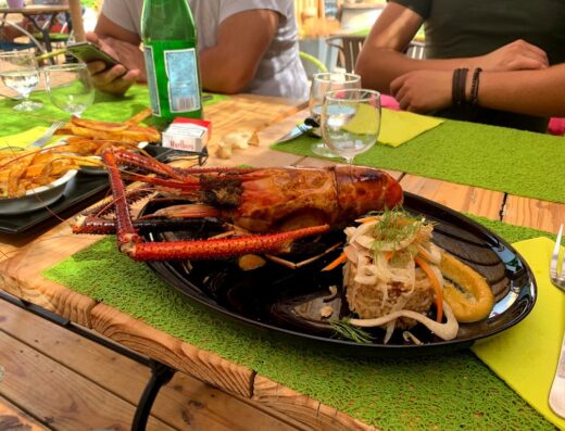 CHEZ ANNA UNE TABLE AU SUD